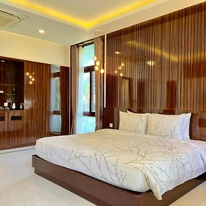 Carmelina Beach Resort Ho Tram